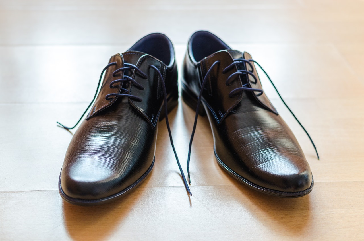 ビジネスシューズには高級なものを。長く愛用できる靴選びのコツ | Re